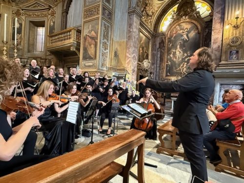 Viva Vivaldi Choir performs in Rome Italy at the Chiesa